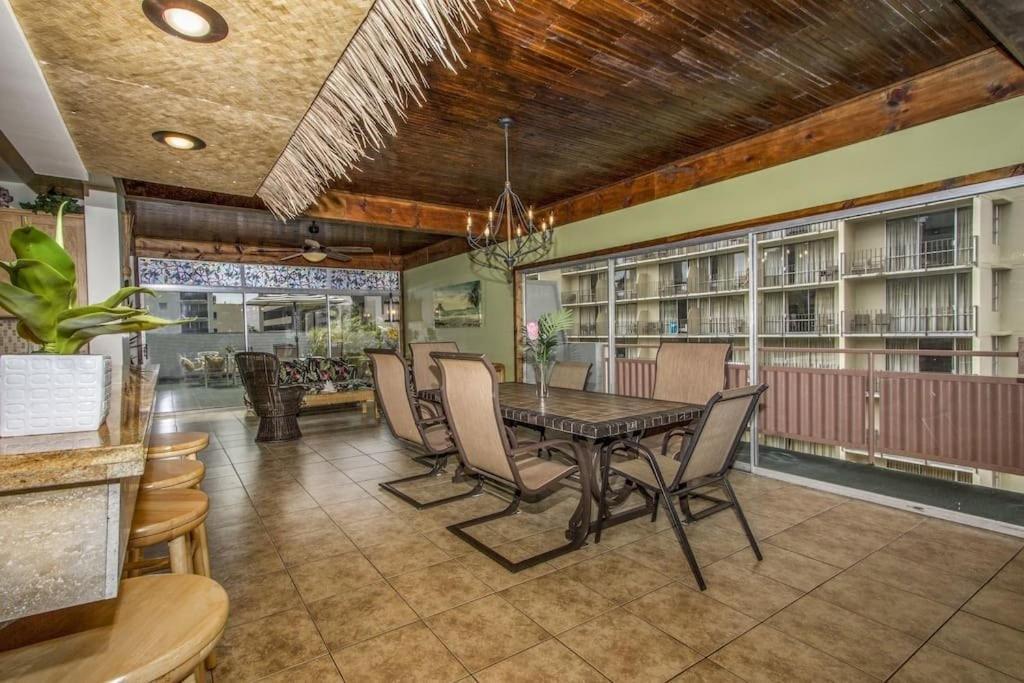 Hawaiian King Aparthotel โฮโนลูลู ภายนอก รูปภาพ